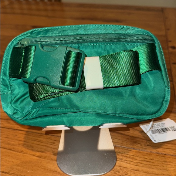 LULULEMON BELT BAG TEAL 1-LITER - Picture 2 of 4